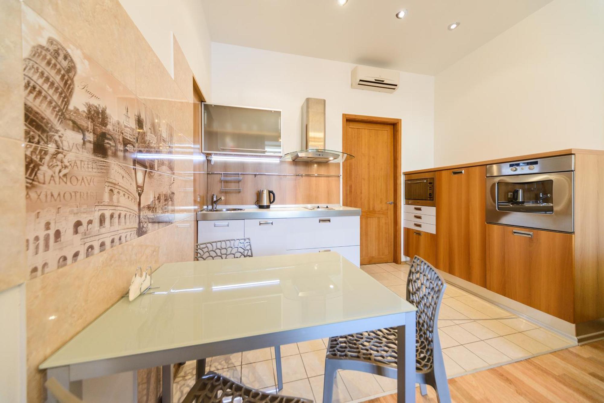 Квартира С Террасой, Крещатик 29, Бессарабка Kiev Exterior foto